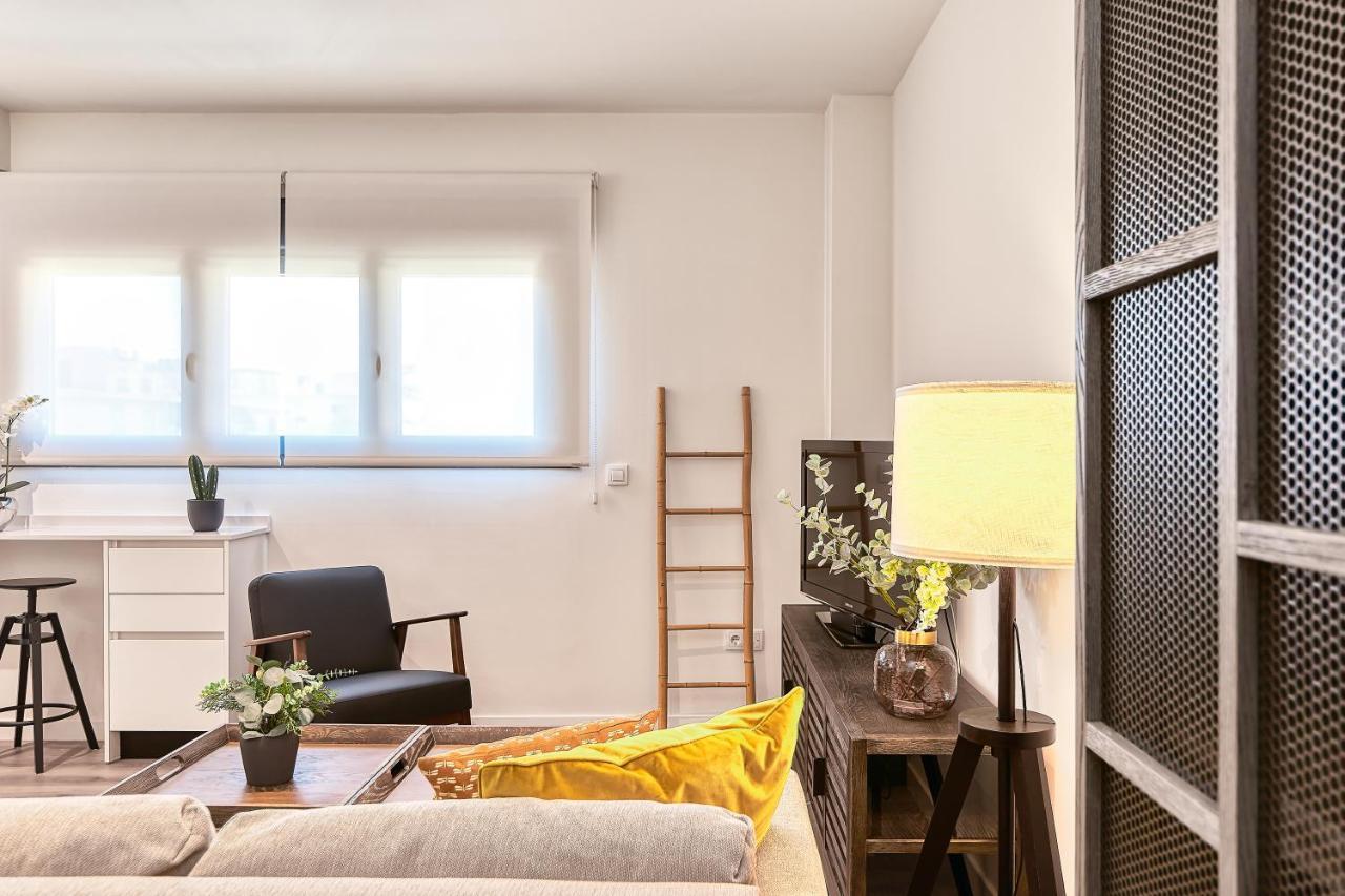 Ab Vialia Estacion Suitemalaga - Parking Kültér fotó