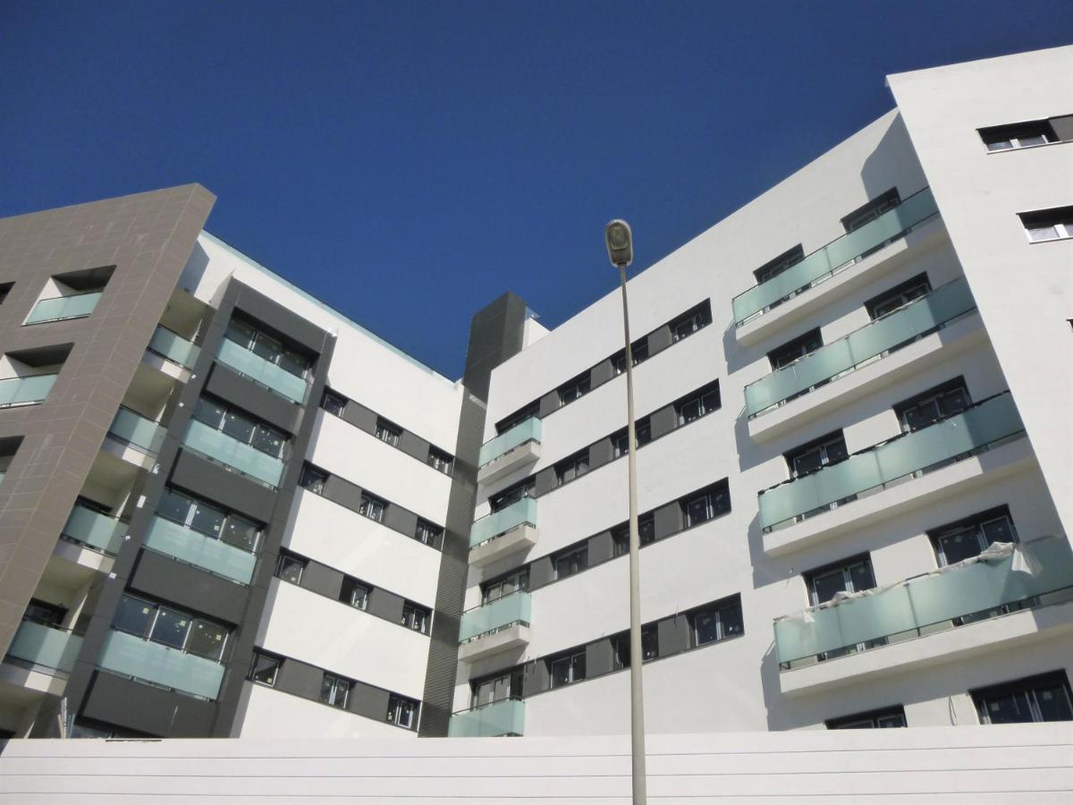 Ab Vialia Estacion Suitemalaga - Parking Kültér fotó