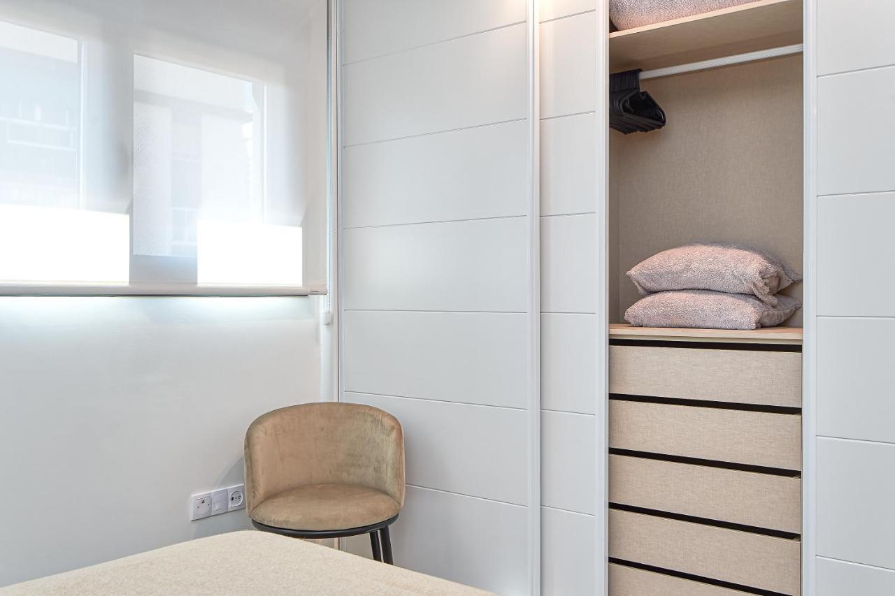 Ab Vialia Estacion Suitemalaga - Parking Kültér fotó