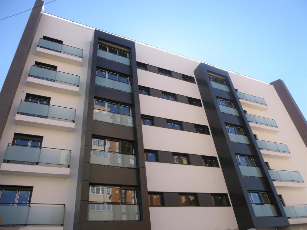 Ab Vialia Estacion Suitemalaga - Parking Kültér fotó